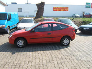 Mazda 323C 1.5 i 16V Hatchback